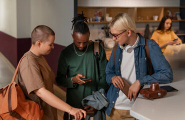 The Power of Visuals Schedules in the Inclusive Classrooms for Autism Students